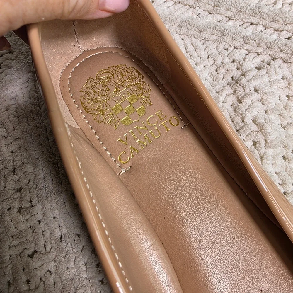 Vince Camuto vince camuto